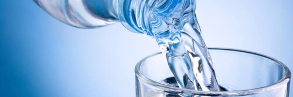 Drink jij genoeg water? | Mevrouw Stip...