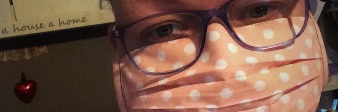 Mondmasker verplicht... | Mevrouw Stip...