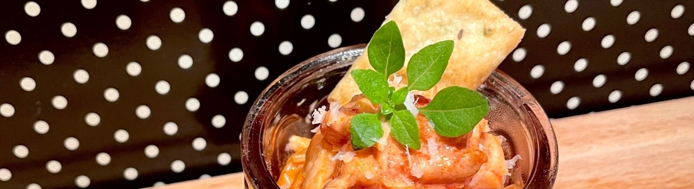 Feestelijk hapje... | Mevrouw Stip...