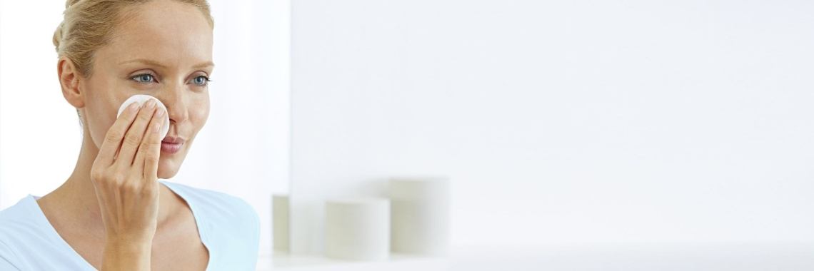 Dit is waarom je geen make-up doekjes meer moet gebruiken | Marilyn - Beauty by Lynn