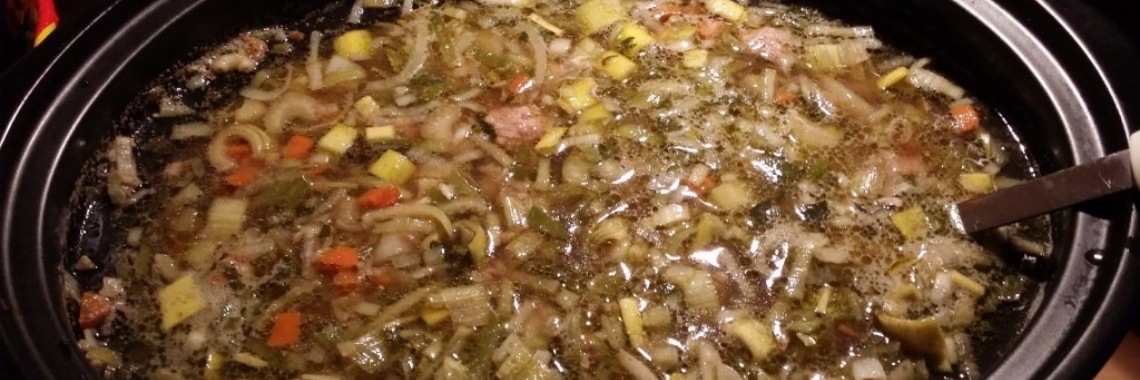 Groentesoep uit de slowcooker | HarryL
