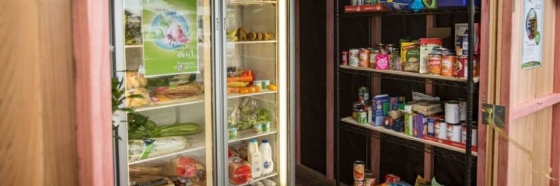 Minder voedselverspilling dankzij sociale Buurtkoelkasten | Hans