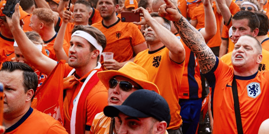 Iedereen weet hoe gek we zijn | Hans