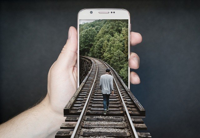 Waarom ik geen mobiele telefoon heb | Hans