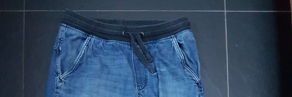 Crea challenge Januari / Oude spijkerbroek wordt rokje | bijlenie