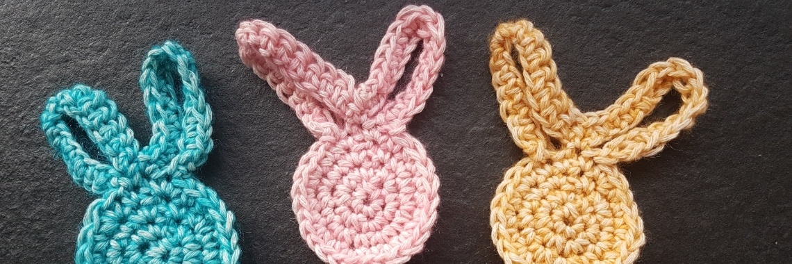 Haasjes / gehaakte applicatie  | bijlenie