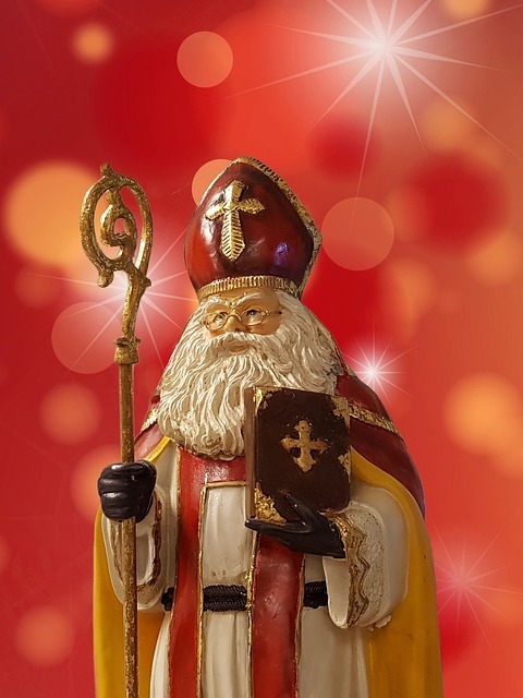 [€10] Make crafts, pictures or write a piece about Sinterklaas and earn