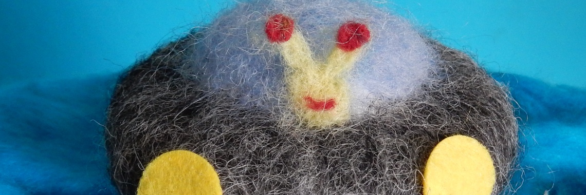 A UFO needle felting with wool and styropor | Mirelle - Crea met Kids