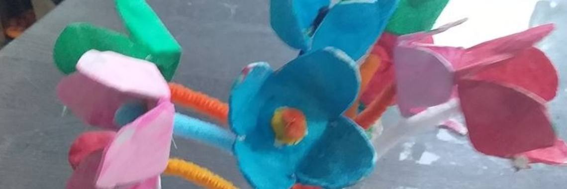 Eierdoos knutselen bloem | Mirelle - Crea met Kids