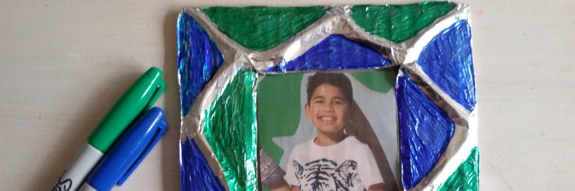 Fotolijstje maken voor moederdag van aluminiumfolie! | Mirelle - Crea met Kids