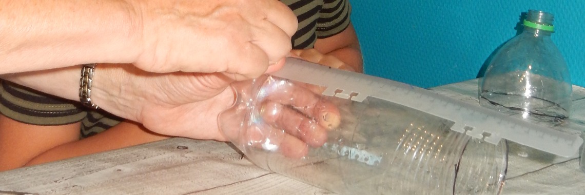 Regenmeter maken van een petfles | Mirelle - Crea met Kids
