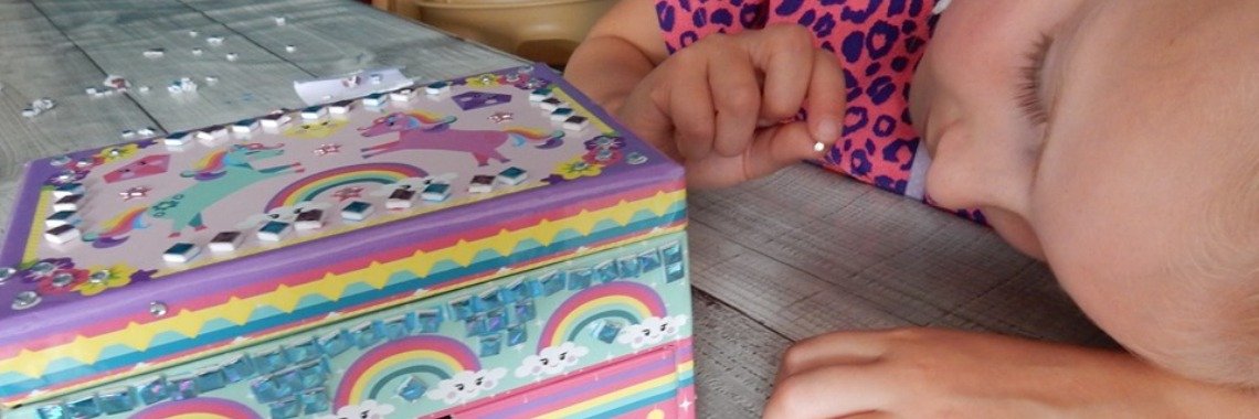 Totum jewellery box on pimpen with mosaic blingbling | Mirelle - Crea met Kids