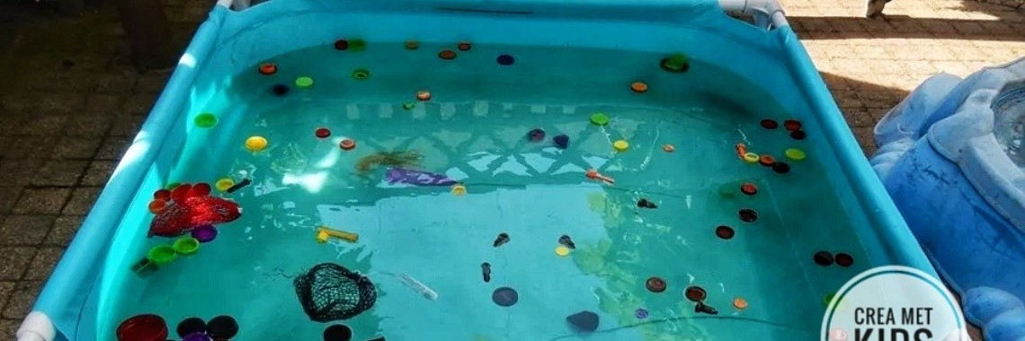 Summer Water Game: “Clean up Plastic Soup” | Mirelle - Crea met Kids