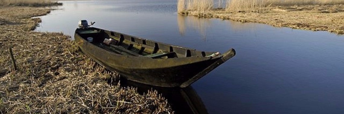 Haiku  76  - De Boot Afhouden- | Mary-José     (MJ)