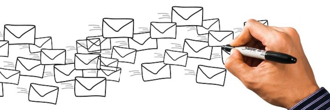 Vrij Schrijven deel 1: De ene hand wast de andere | The Original Enrique