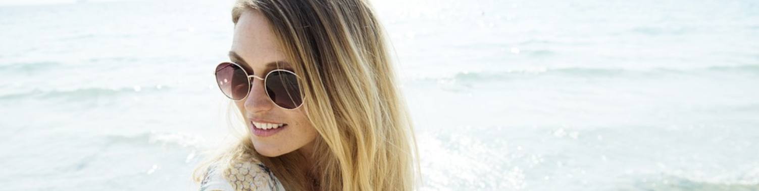 Julia droomt van verre reizen | Marjolein