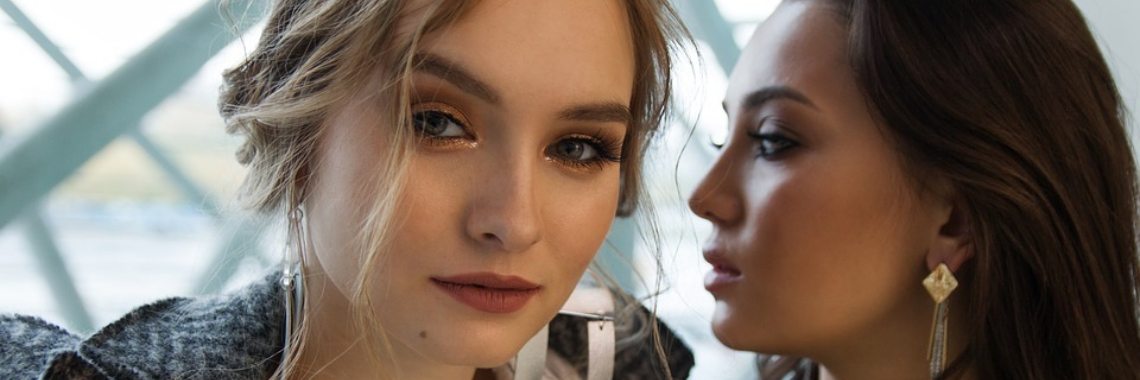 Leonie en Mandy hebben een bijzondere avond | Marjolein