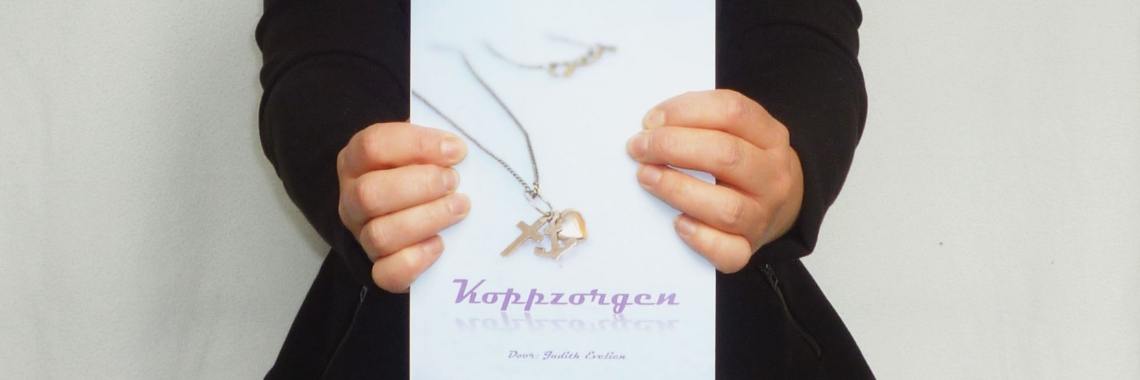 Hallo wereld, meet my book: #Koppzorgen | Judith Evelien