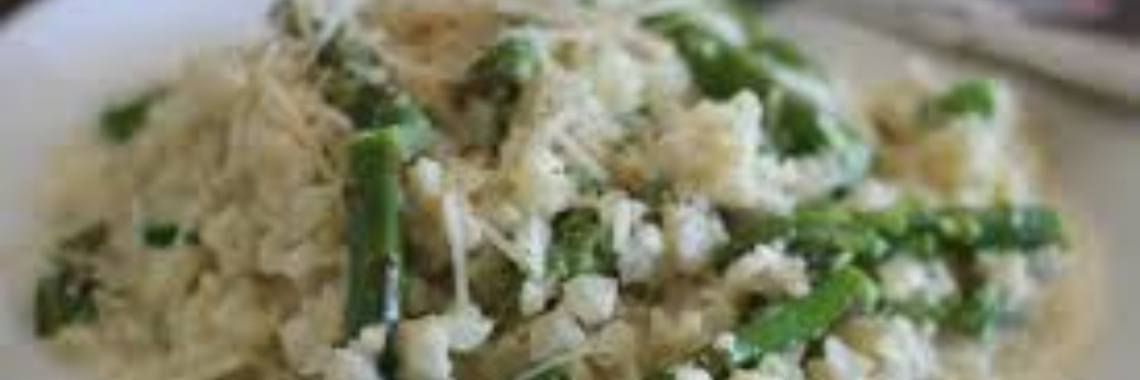 Koolhydraatarm recept; bloemkoolrijst met groene asperges  | AgnesDeventer