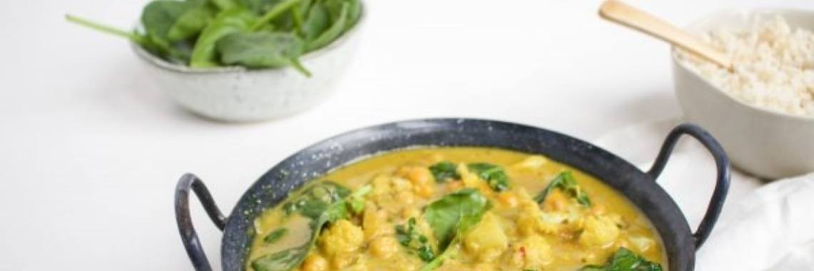 Vegetarian Spinach Curry; low carb and delicious for kids | VanAgnes