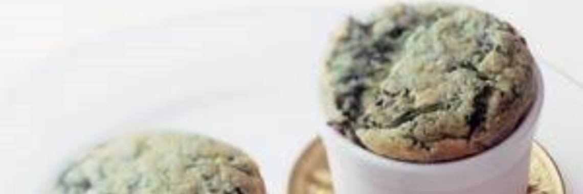 Spinaziesoufflé met blauwaderkaas (koolhydraatarm) | Myranda