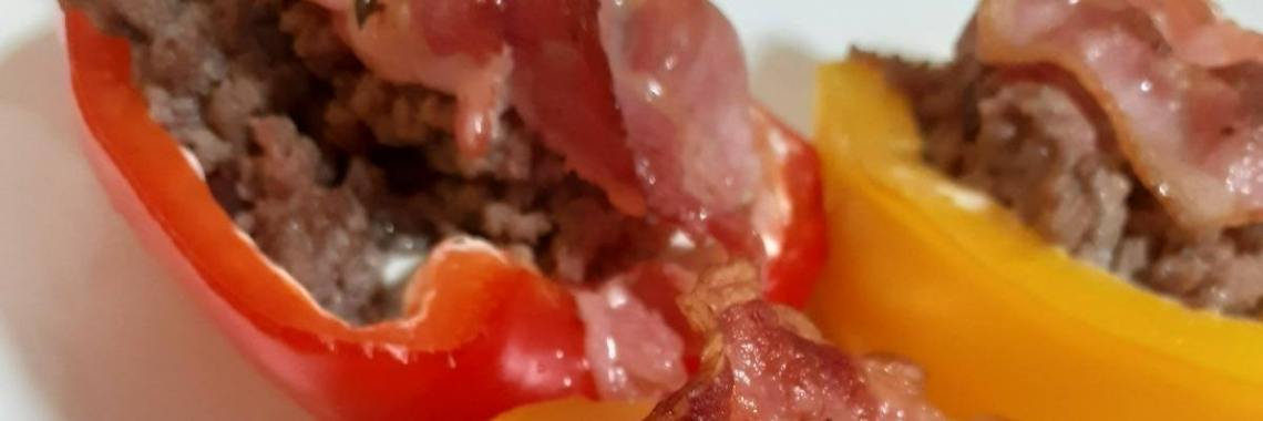 Recipe; Stuffed Peppers: 4 delicious options! #koolhydraatarm | Myranda