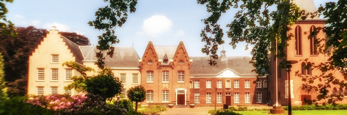 De Abdij van Berne.  | Hetty