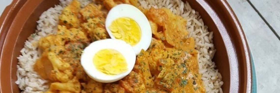 Recept  bloemkoolcurry met ei en rijst (vega) | Bodyandmindinshape.nl