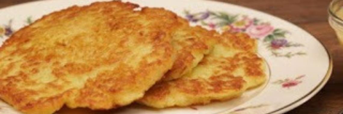 Rijfkoeken maken, oftewel Reibekuchen of Aardappelkoeken #recept | MaanErgie.nl