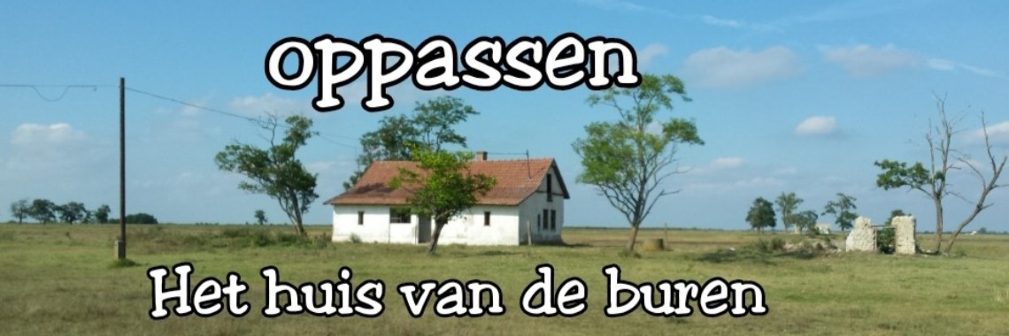 Oppassen: Het huis van de buren - hanglippen  | wakeupkitty