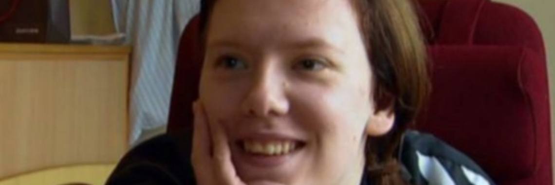 Stories: Het meisje dat niet wilde sterven - Carina zou ernstig hersenletsel hebben... | wakeupkitty