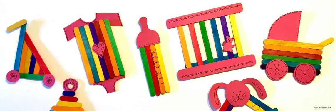 Babyspulletjes knutselen met houten ijslollystokjes | De Knutseljuf ✂️🇳🇱