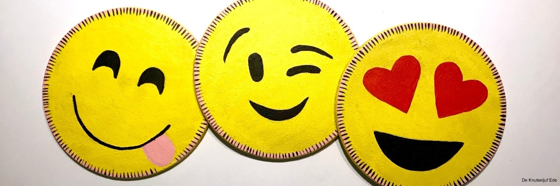 Emoticons prikbordjes maken van onderzetters | De Knutseljuf ✂️🇳🇱