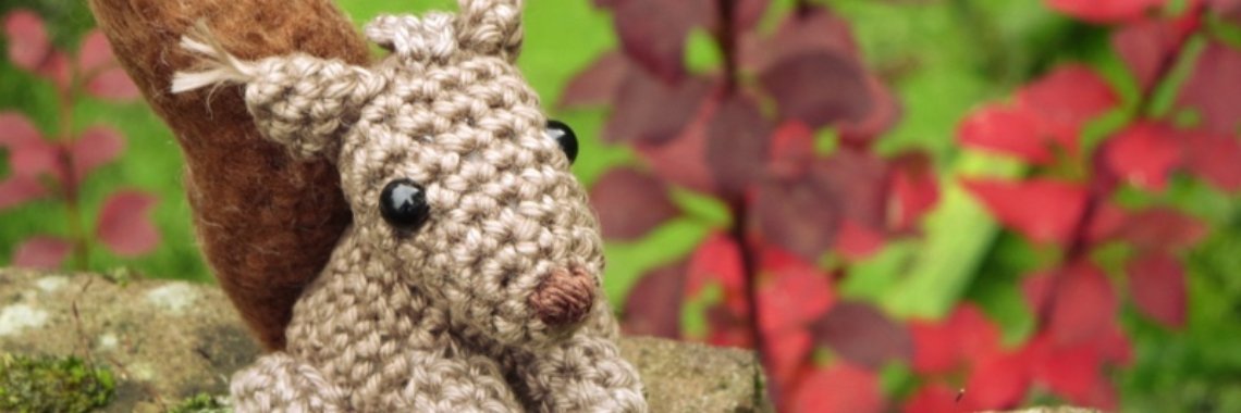 Gratis haakpatroon eekhoorntje | De Knutseljuf ✂️🇳🇱