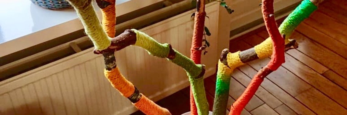 Eenvoudige herfstversiering met stokken | De Knutseljuf ✂️🇳🇱