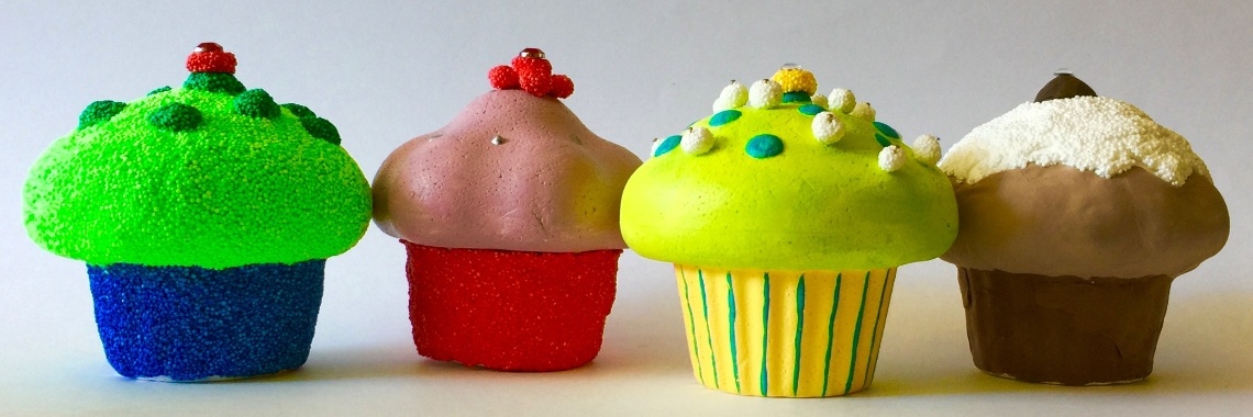 Styropor cupcakes versieren - niet om op te eten! | De Knutseljuf ✂️🇳🇱