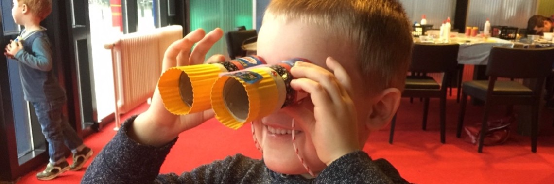 Toneelkijkers / verrekijkers knutselen | De Knutseljuf ✂️🇳🇱