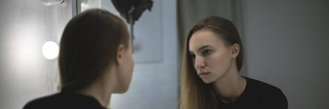 Do You Eat With The Right People...? | Stem van Gedachten