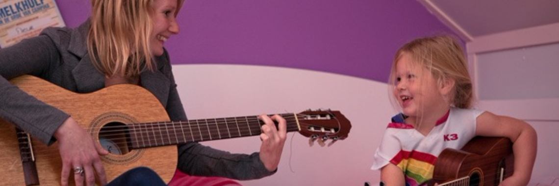 #Muziektherapie #Autisme: Relationele factoren kunnen bijdragen aan een positieve uitkomst. | Muziek