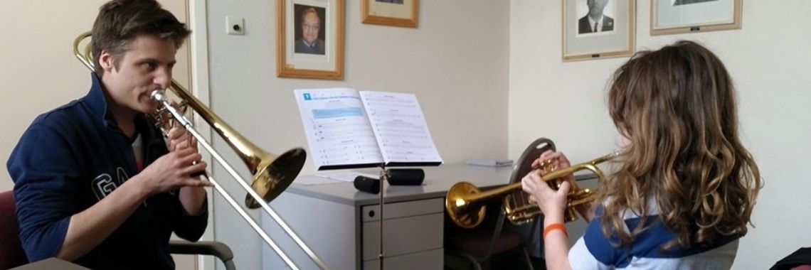 Wat is de juiste leeftijd om met muziekles te beginnen? | Muziek