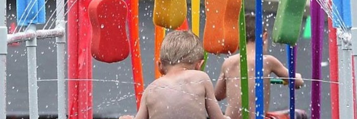 De vijf coolste waterspelletjes voor BSO of kampweek | NOOS Happy Words