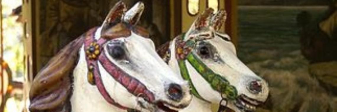 Hout houdt... (tautogram) | Catrine-DeMew