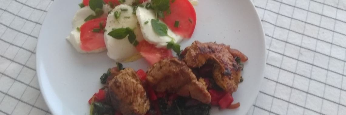 Gestoofd loof met kalkoennootjes & slaatje mozzarella  | Lies