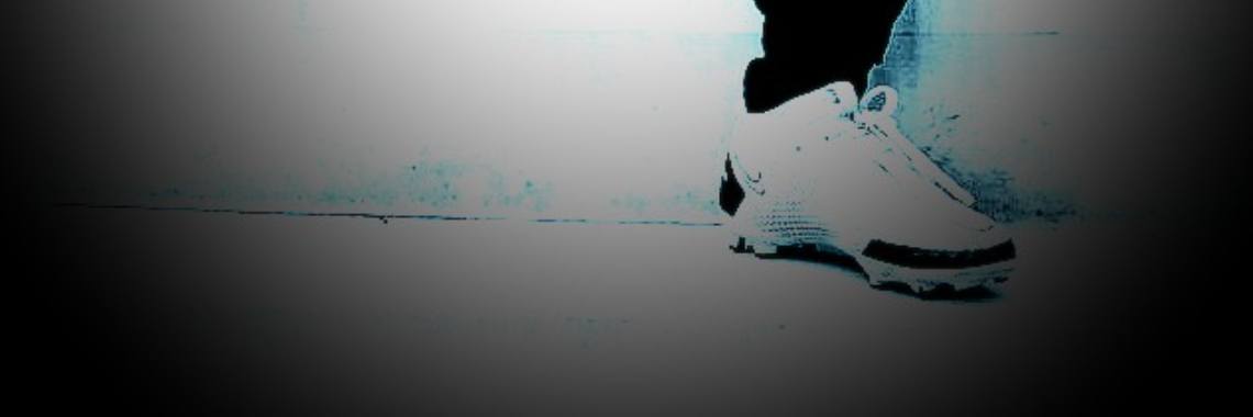 Iris bij appèl binnenplaats (CIS 11) | Flying Eagle