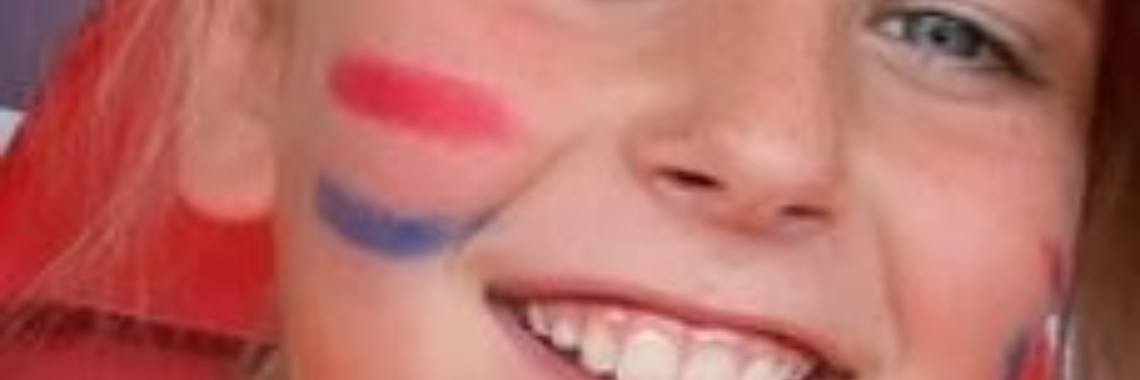 Oranjeleeuwinnen moeizaam naar kwartfinale | Flying Eagle