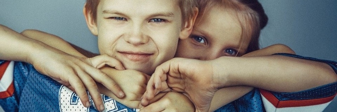 Waarom mijn zusje? (6) | Flying Eagle