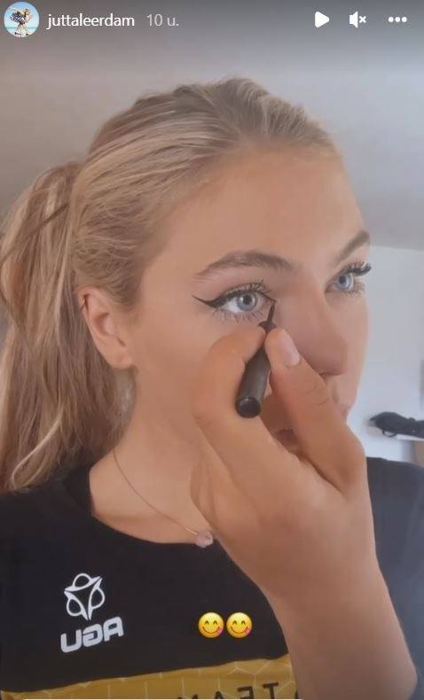 Beroemdheid op de ijsbaan | Flying Eagle