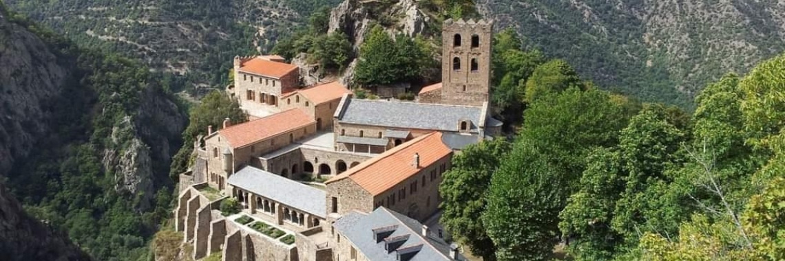 Prachtige abdij in de Pyreneeën | Ellis