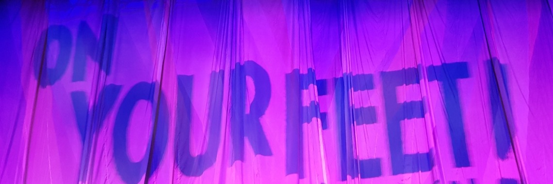 Wrapped - Gloria Estefan | els3001