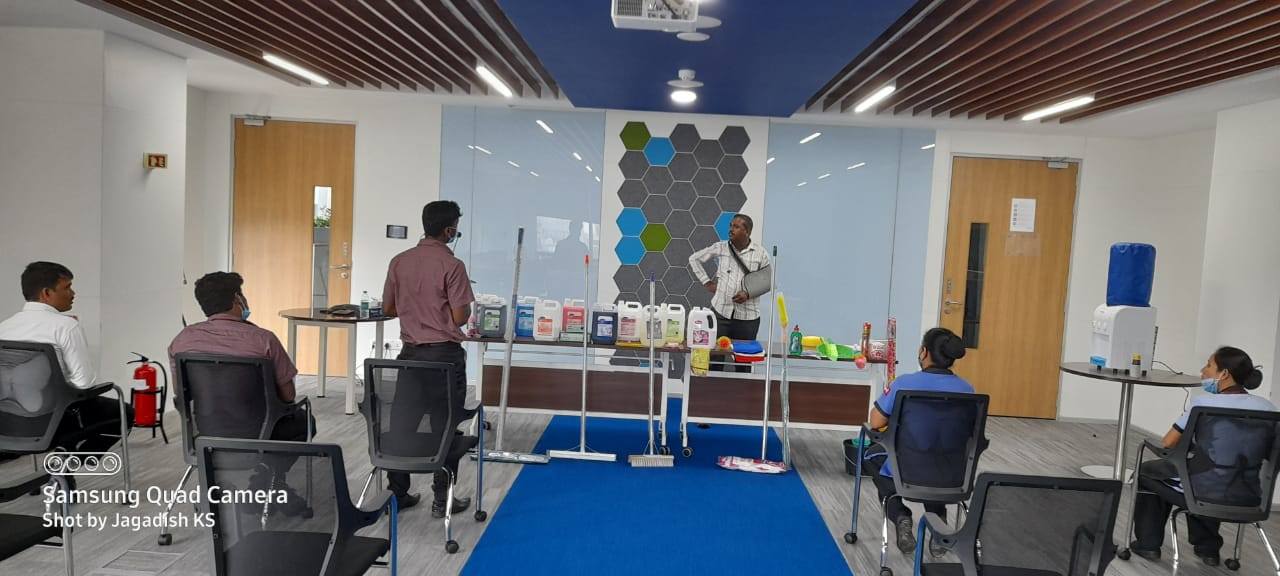 best-house-cleaning-services-bangalore-yoors